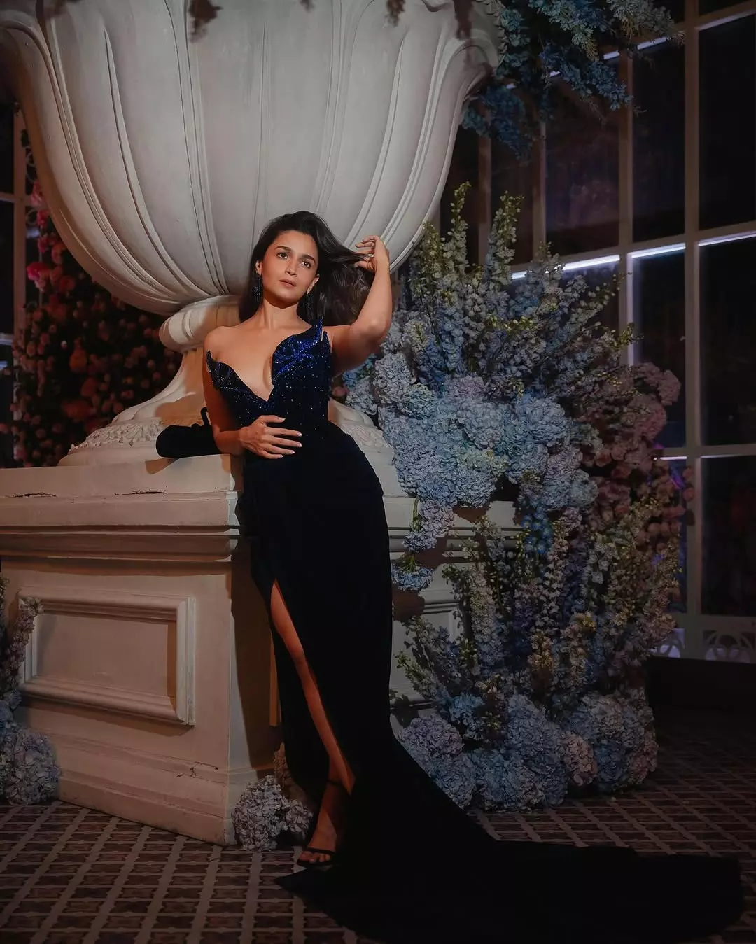 Alia Bhatt’s Nails Playful Fashion Game Alia Bhatt’s Nails Playful Fashion Game