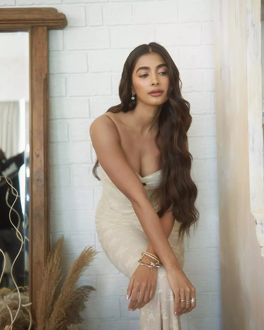 Pooja Hegde Brings Glam to Every Look