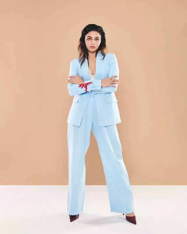 Wamiqa Gabbis stealing the show with just her smile Wamiqa Gabbis stealing the show with just her smile