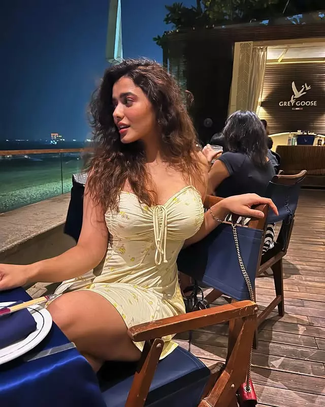 Ketika giving major crush vibes : Adi Dha Suprisuuuuuu