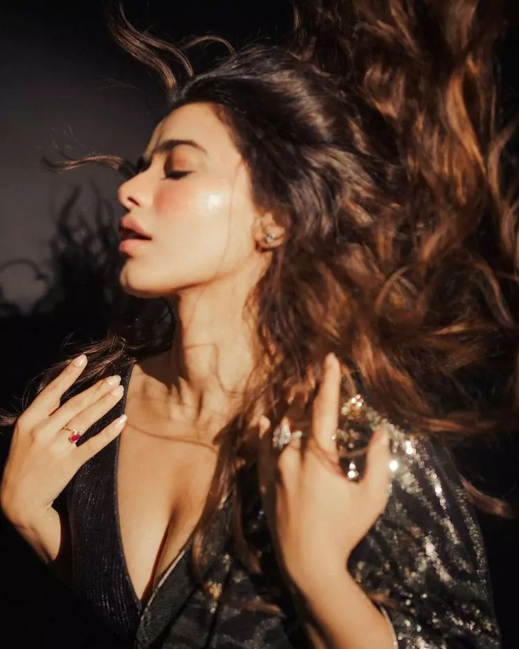 Ketika giving major crush vibes : Adi Dha Suprisuuuuuu