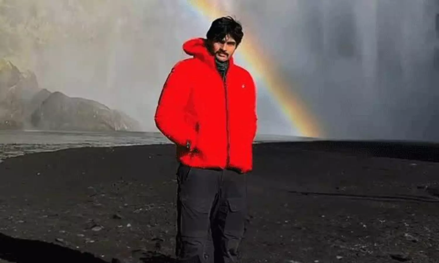 రెయిన్ బో వర్సెస్ అకీరా నందన్ రెయిన్ బో వర్సెస్ అకీరా నందన్