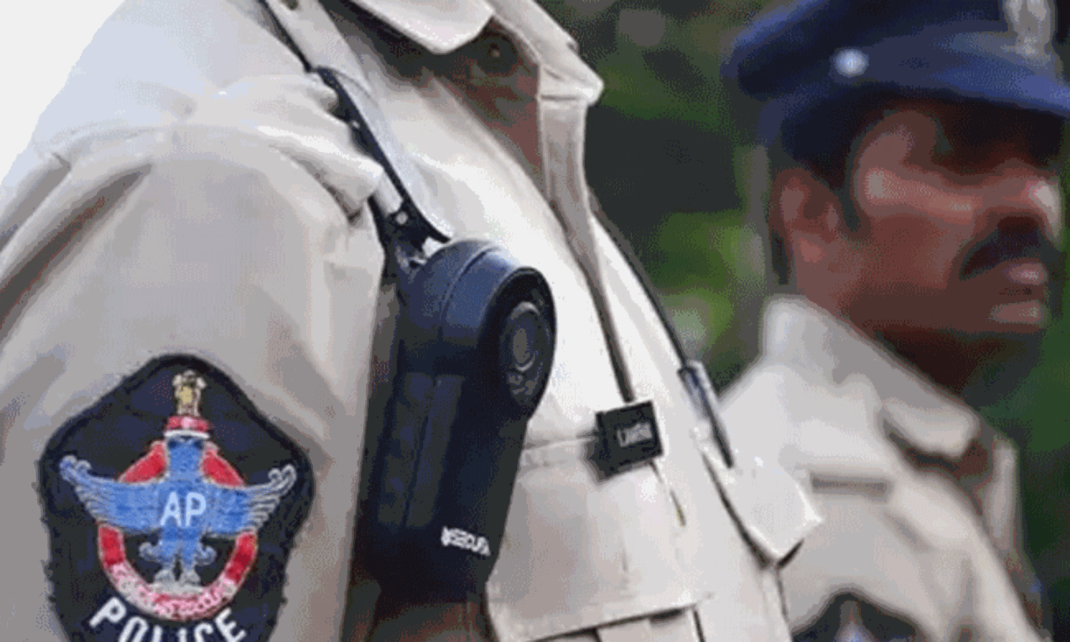 పోలీసులు న్యాయ పోరాటం చేయాల్సిందేనా ? పోలీసులు న్యాయ పోరాటం చేయాల్సిందేనా ?