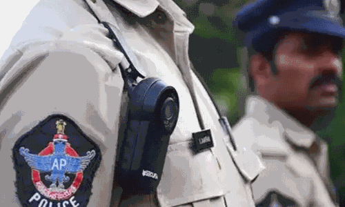 పోలీసులు న్యాయ పోరాటం చేయాల్సిందేనా ?