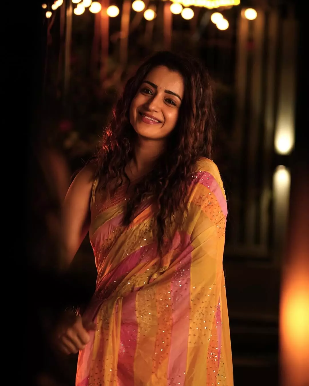 Trisha impresses fans with her Ramya look Trisha impresses fans with her Ramya look