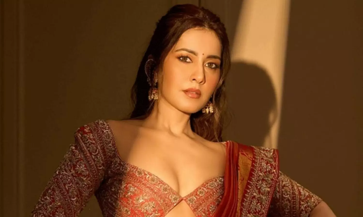 బాలీవుడ్ కి రాశీఖన్నా సలహాలు! బాలీవుడ్ కి రాశీఖన్నా సలహాలు!