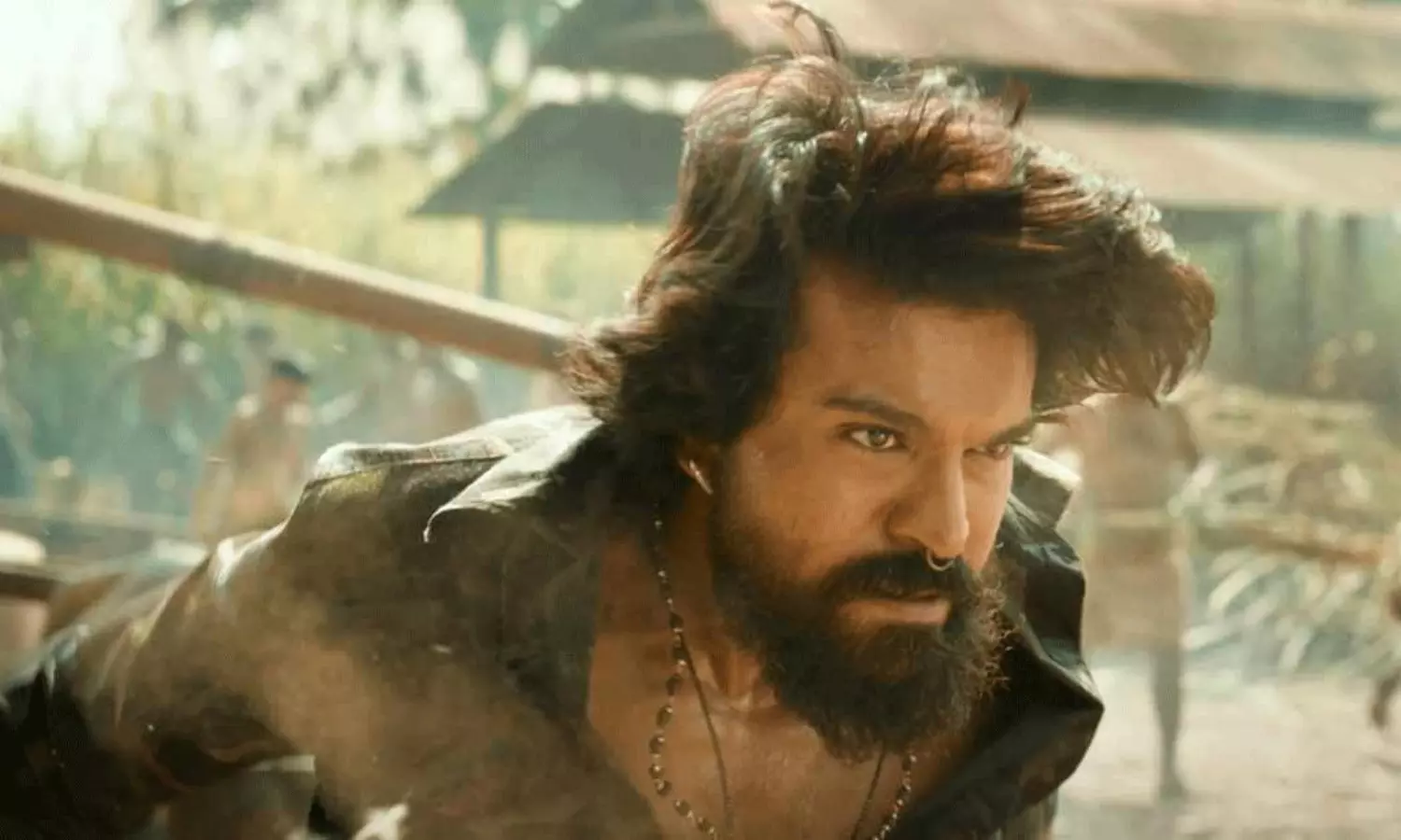 చ‌ర‌ణ్ `పెద్ది` స్టోరీలో ఇన్ని స‌ర్‌ప్రైజ్‌లా?