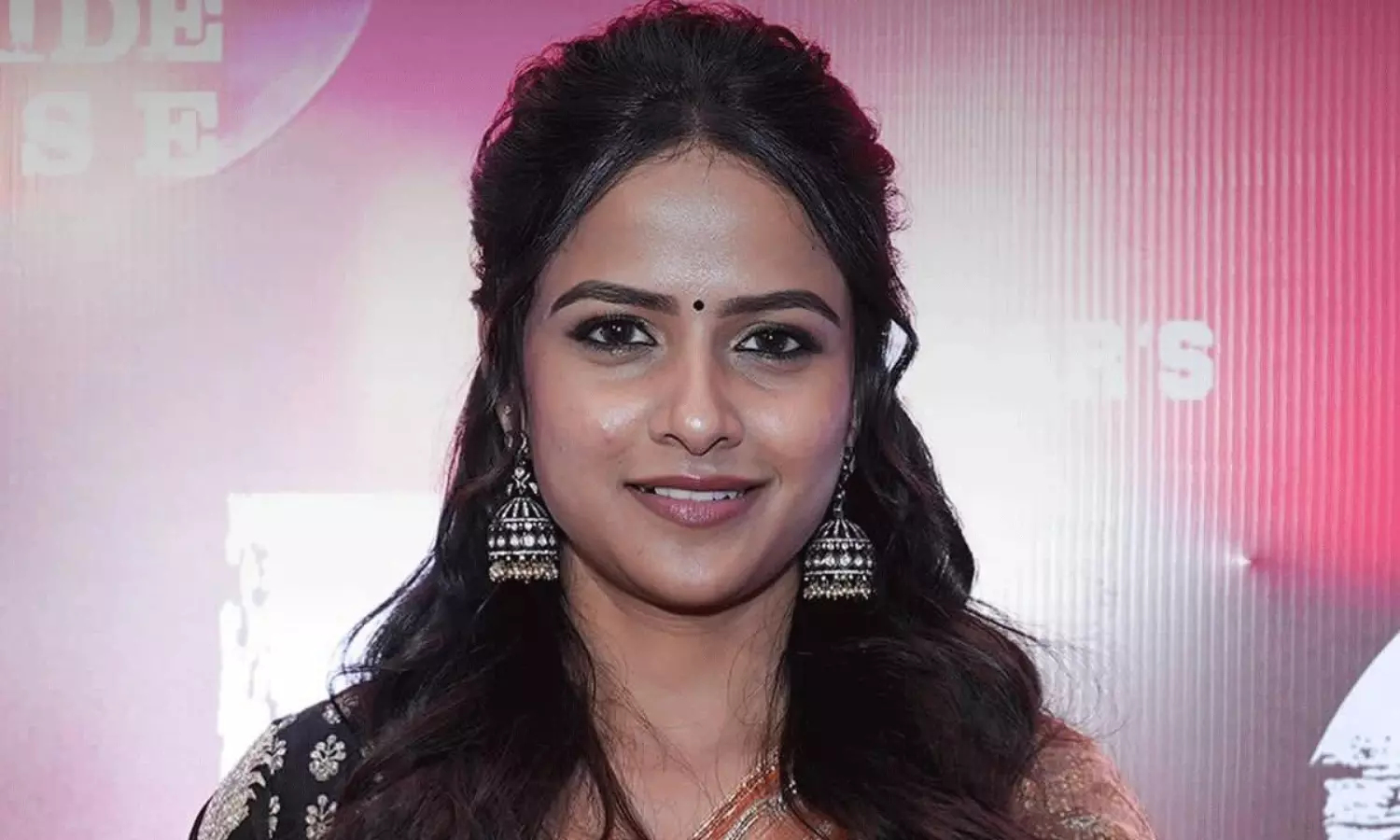 Vaishnavi Chaitanya in Jack Sparks Debate Vaishnavi Chaitanya in Jack Sparks Debate