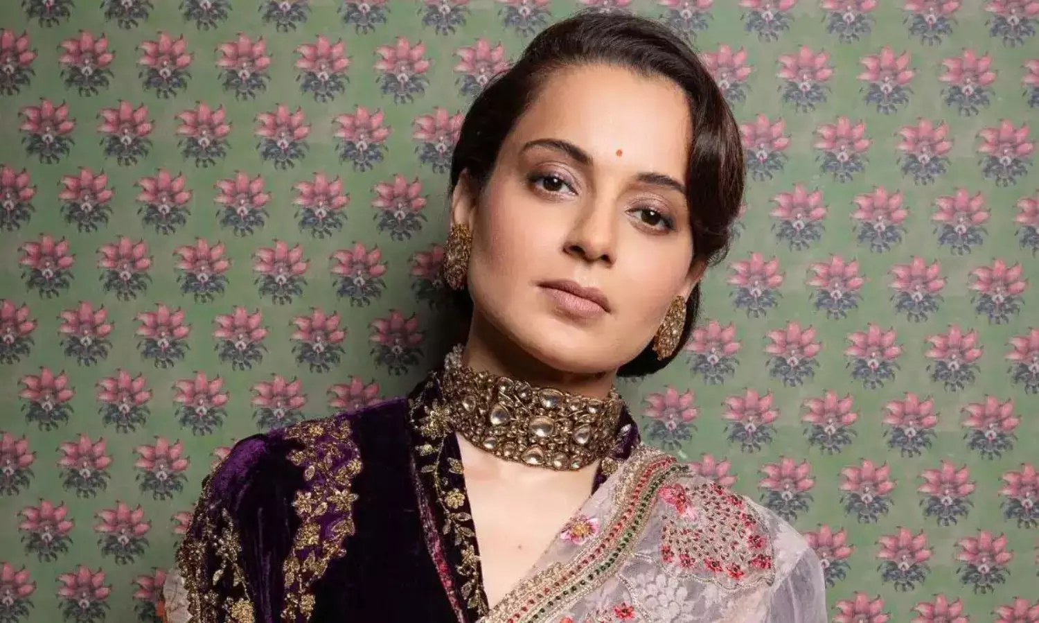 మేడం గారు కాస్త నిజాలు మాట్లాడండి