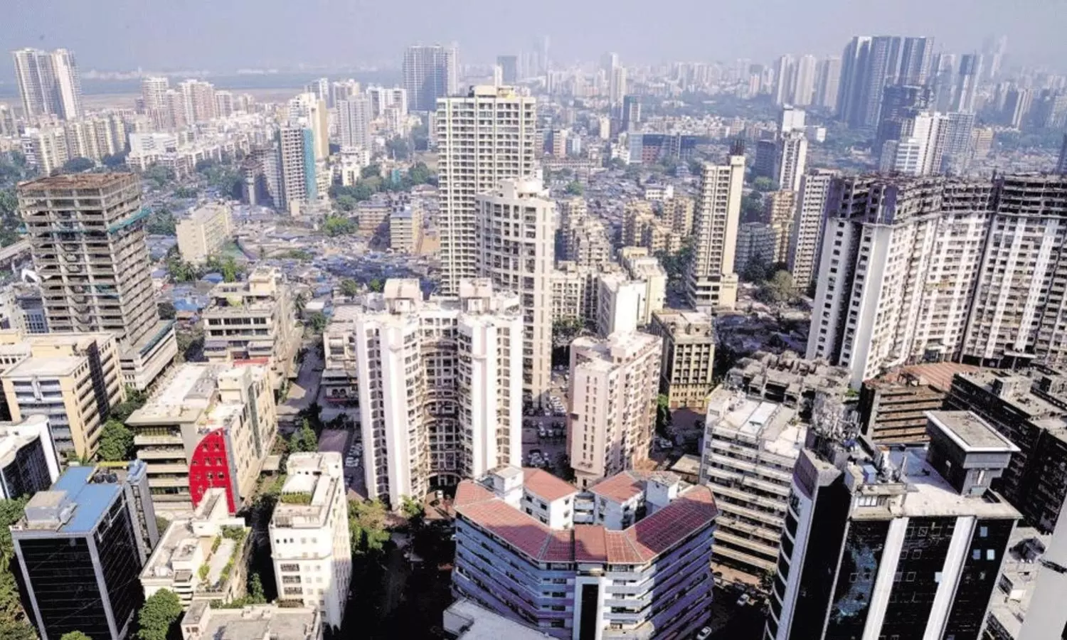 సొంతింటి కల మరింత దూరం! హైదరాబాద్‌లో చుక్కలు చూపిస్తున్న ధరలు!