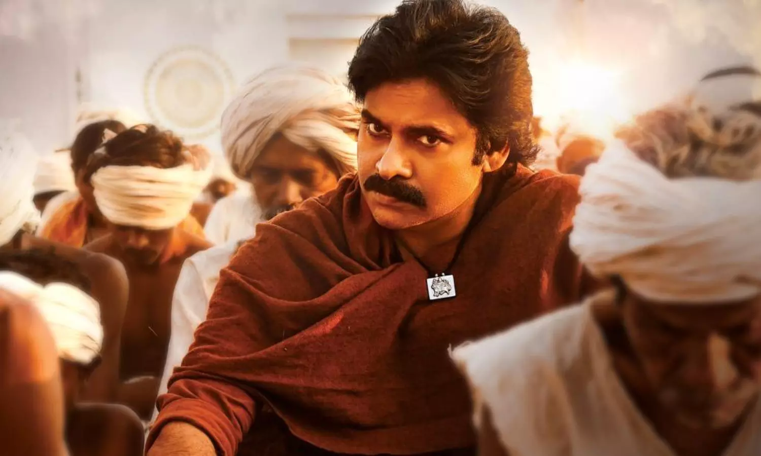 వీరమల్లు శర వేగంగా అంచనాలు మించేలా! వీరమల్లు శర వేగంగా అంచనాలు మించేలా!