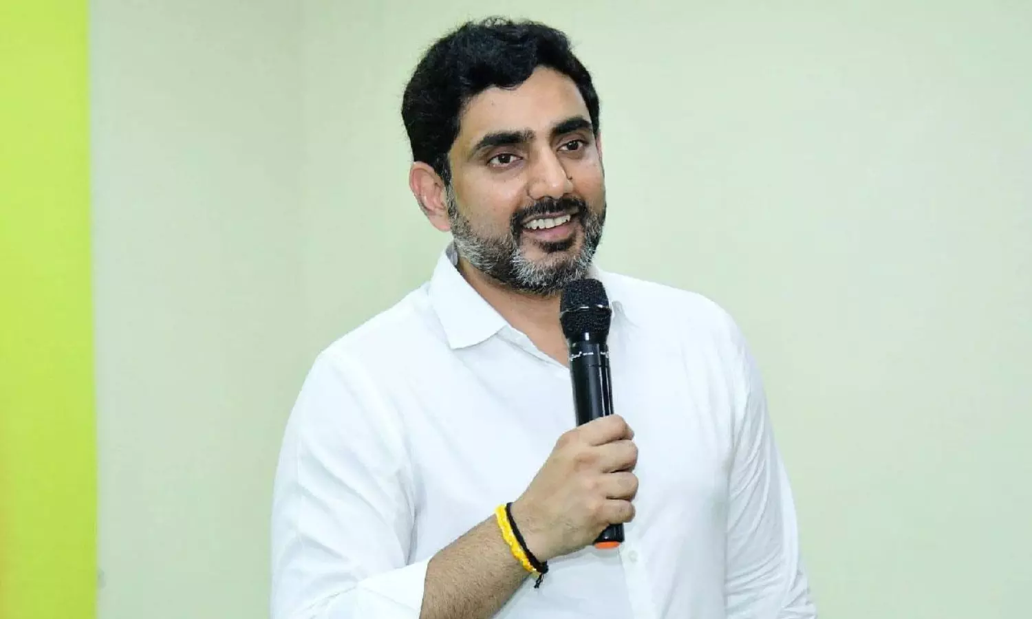 ఉపాధ్యాయులతో తలనొప్పి వదిలించుకున్న మంత్రి లోకేశ్