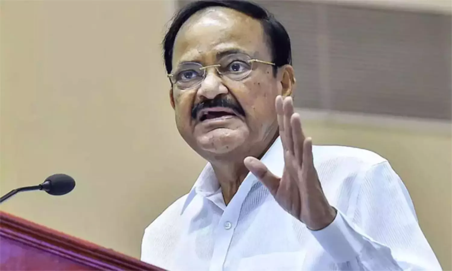 12 వేల కోట్లు దేశానికి ఆదా అన్న వెంకయ్య 12 వేల కోట్లు దేశానికి ఆదా అన్న వెంకయ్య