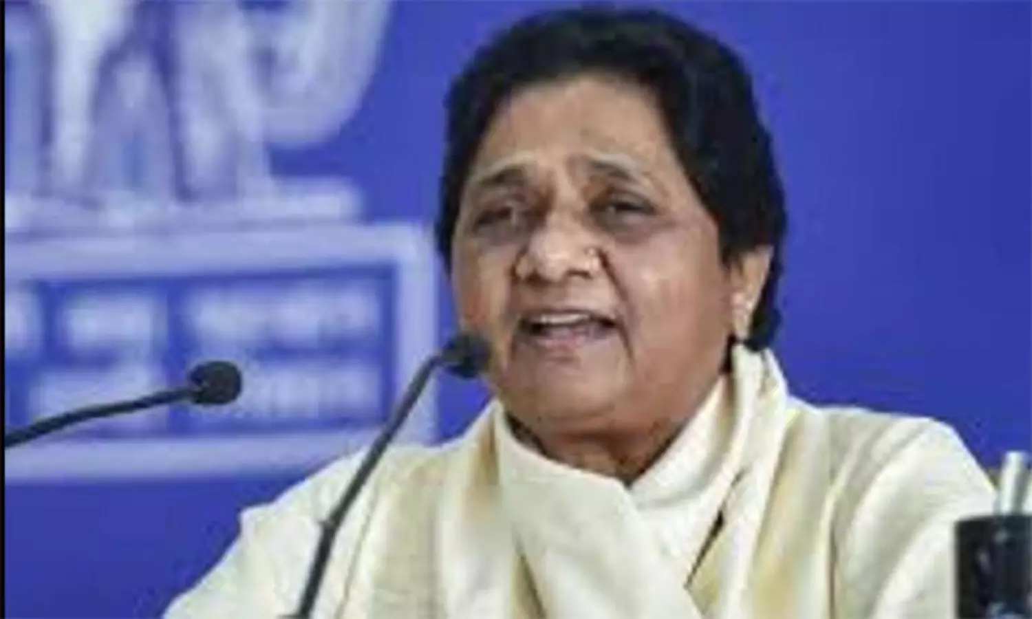 మాయావతి మేనకోడలు భర్తపై వరకట్నం కేసు!