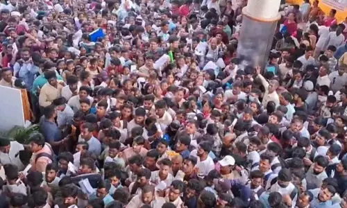 వరంగ‌ల్ జాబ్ మేళా.. సీఎం రేవంత్‌కు నేర్పుతున్న పాఠం ఏంటి?