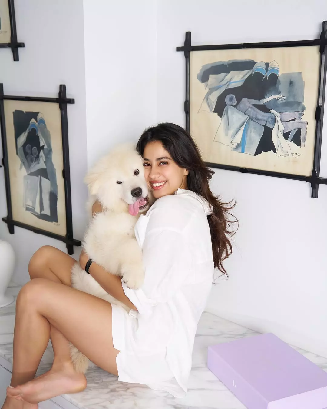 Janhvi Kapoor Shares Candid Moment with Her Dog