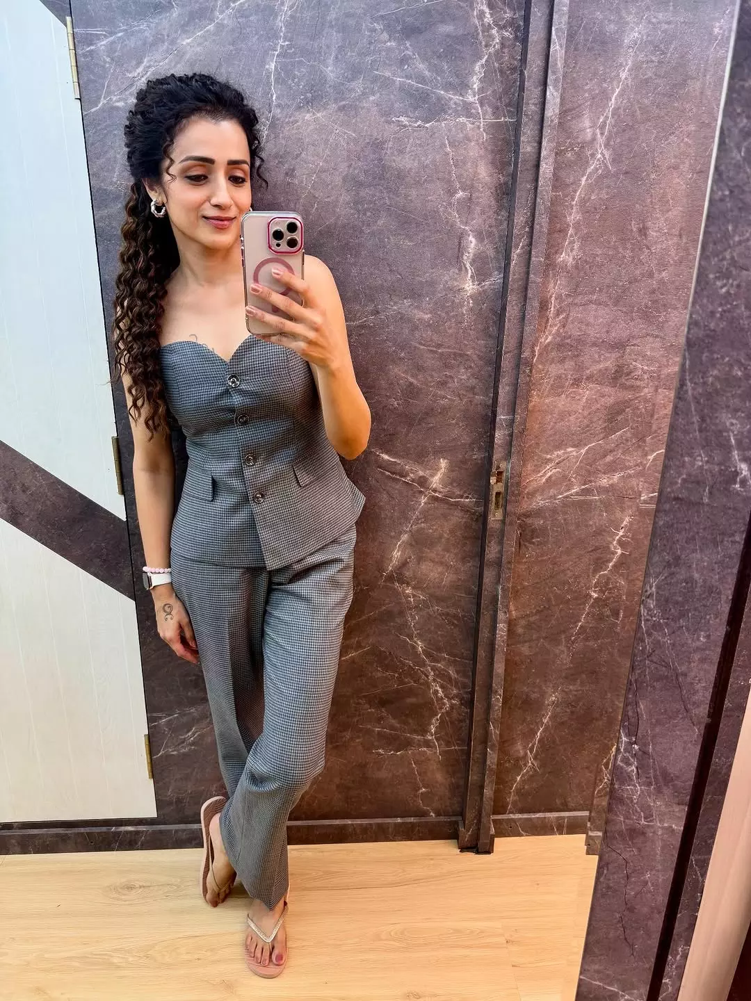 Trisha Krishnan stuns in sleek grey look
