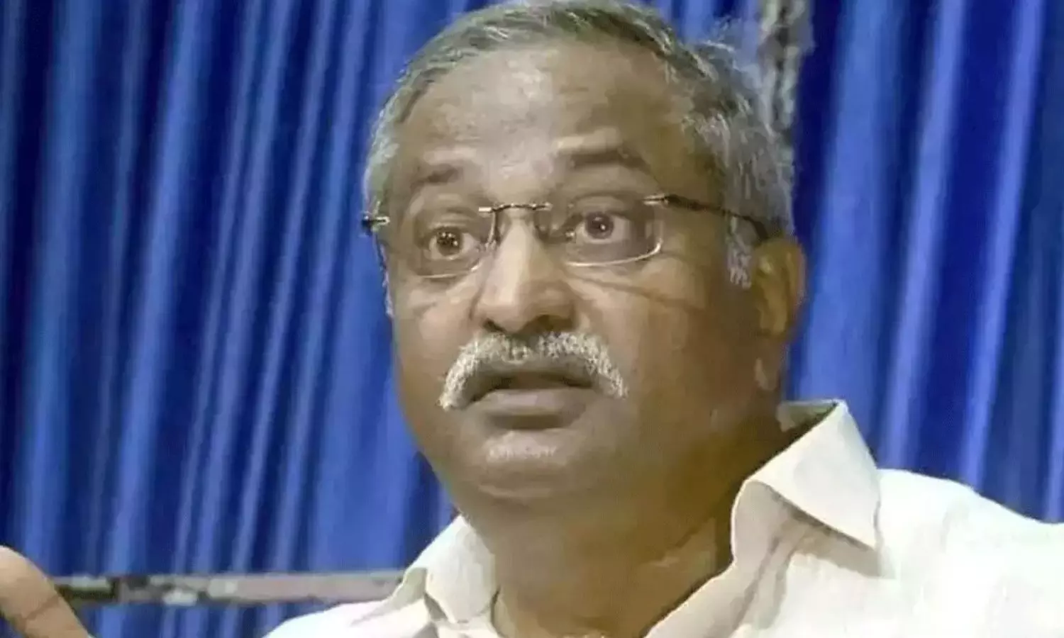 జగన్ బాధితులకు అండగా ఏబీవీ.. కోడికత్తి శ్రీనుతో మొదలుపెట్టిన రిటైర్డ్ డీజీపీ