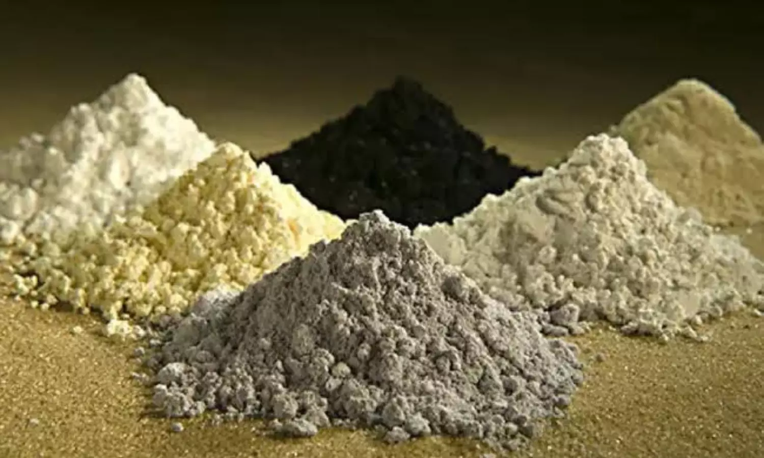 అమెరికాకు ఎగుమతులు కట్.. షాకిచ్చిన చైనా అమెరికాకు ఎగుమతులు కట్.. షాకిచ్చిన చైనా