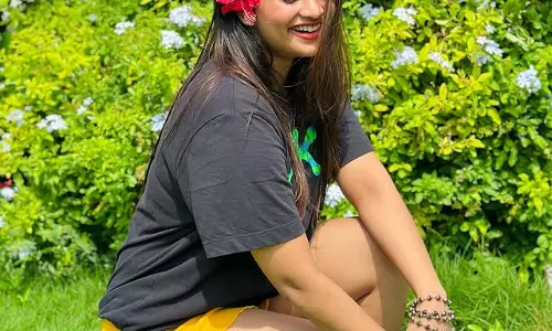 Sunshine & Smiles: Shivani Narayanan Blossoms Brightly