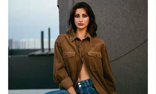 Diksha Singh Impresses with Her Stylish Look and Passion for Her Craft