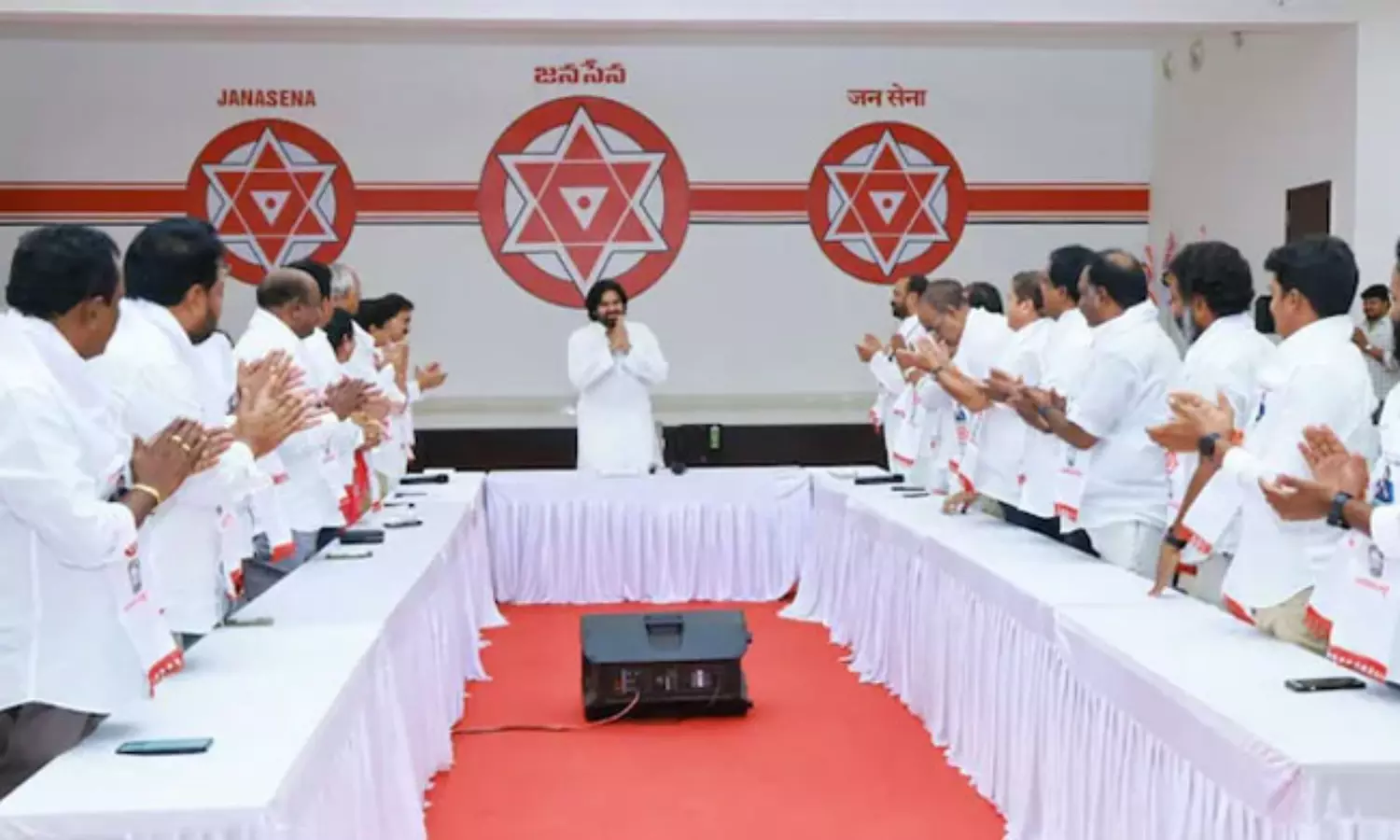 మంత్రివర్గ నిర్ణయాలలో జనసేన ప్రభావం లేదా  ?