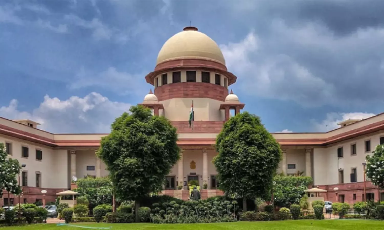 వక్ఫ్ బోర్డులో ఇతర మతస్థులా?: సుప్రీంకోర్టు నిలదీత? వక్ఫ్ బోర్డులో ఇతర మతస్థులా?: సుప్రీంకోర్టు నిలదీత?