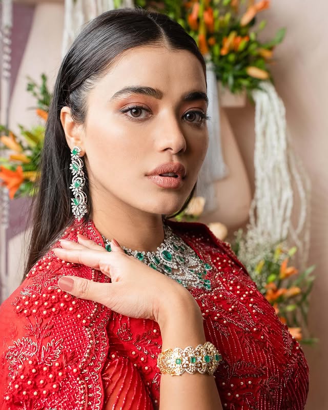 Ketika Sharma Dazzles in Traditional Jewels Ketika Sharma Dazzles in Traditional Jewels
