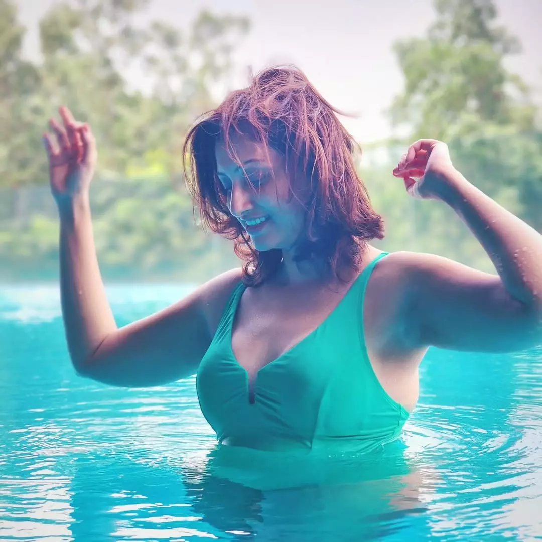 Hamsa Nandini Serenity in Every Splash