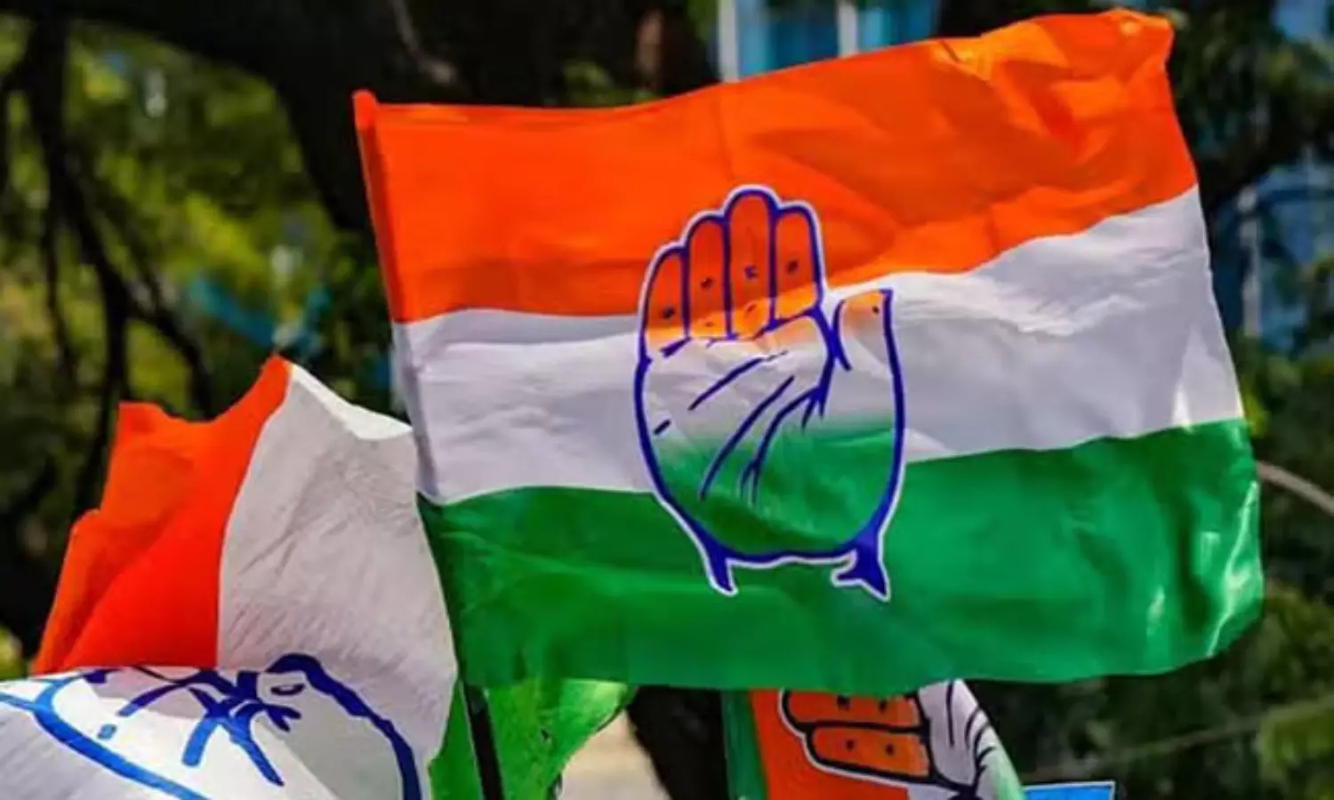 కాంగ్రెస్ లో మంత్రివర్గ ముసలం కాంగ్రెస్ లో మంత్రివర్గ ముసలం