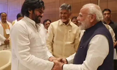పవన్ ని పిలుస్తున్న మోడీ పవన్ ని పిలుస్తున్న మోడీ