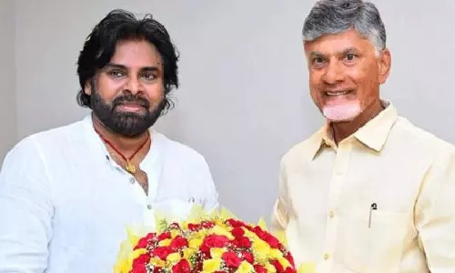 మంత్రుల్లో పవన్ బెస్ట్.. చంద్రబాబు బర్త్ డే స్పెషల్ మంత్రుల్లో పవన్ బెస్ట్.. చంద్రబాబు బర్త్ డే స్పెషల్
