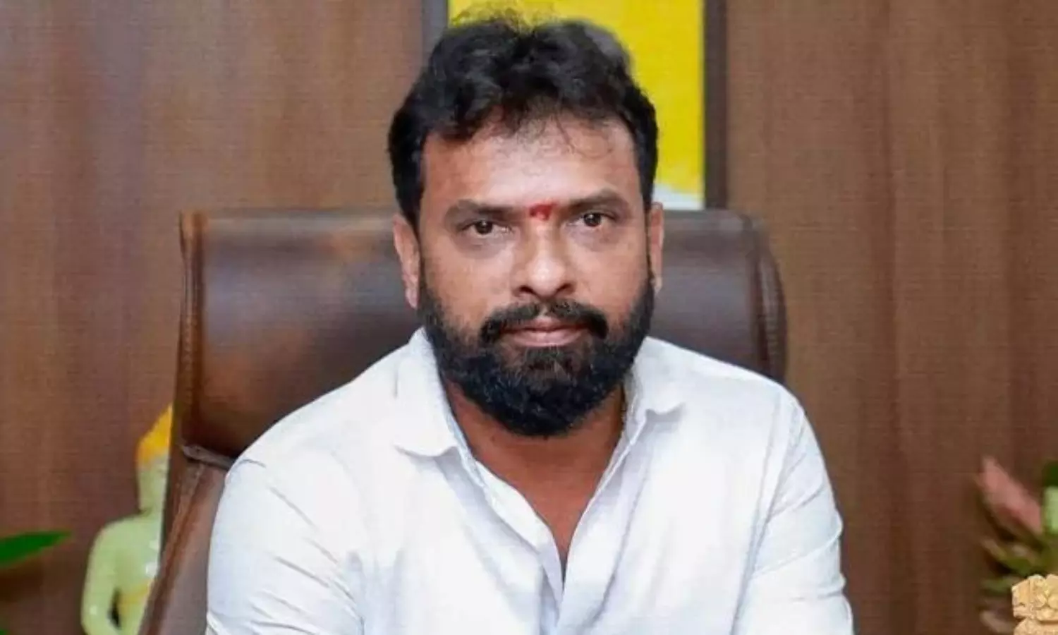 పదవి కోసం జగన్ కు సాష్టాంగ నమస్కారం చేయాలన్నారంటూ వాసంశెట్టి సంచలనం! పదవి కోసం జగన్ కు సాష్టాంగ నమస్కారం చేయాలన్నారంటూ వాసంశెట్టి సంచలనం!