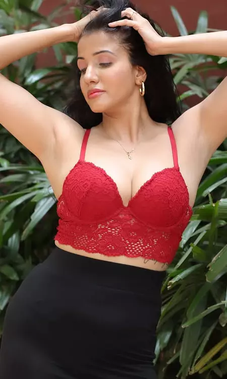Archana Singh Rajput Stuns In Bold Look