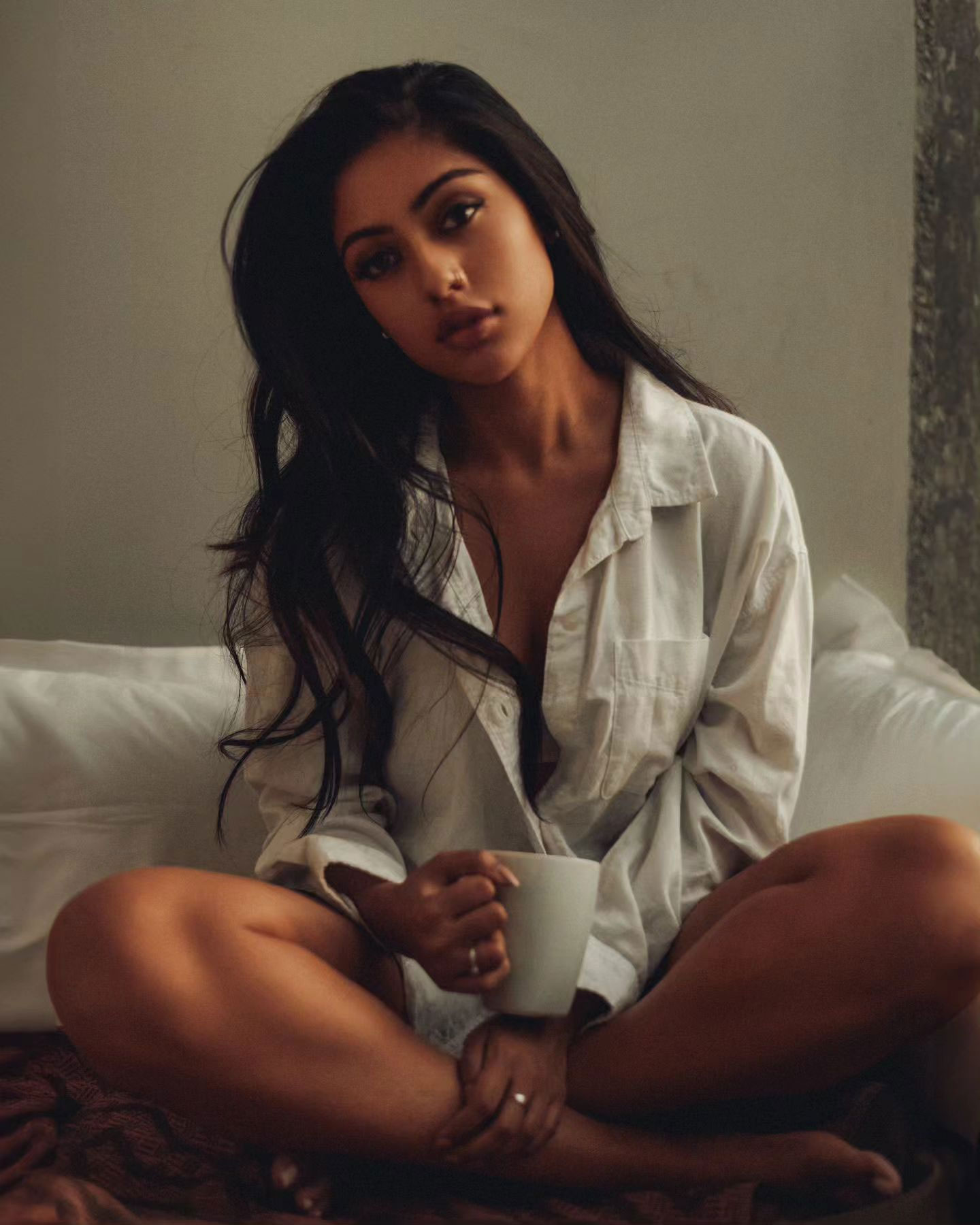 In the Simplicity of White: Anu Emmanuel’s Perfect Pause