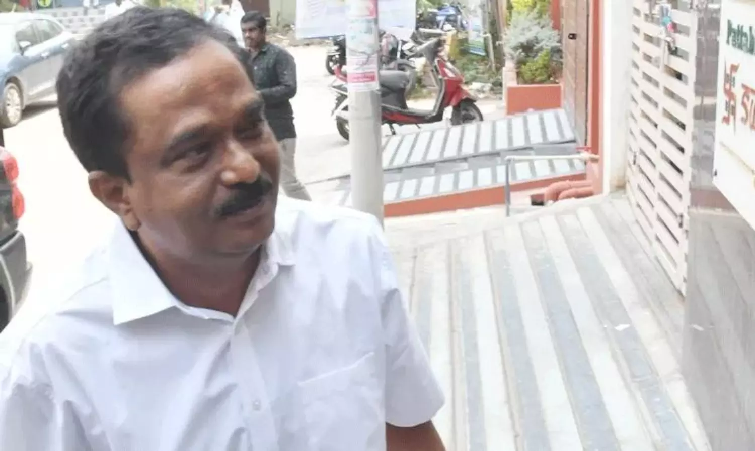 ప్రభుత్వాన్ని రెచ్చగొట్టి కష్టాలు తెచ్చుకున్న ఐపీఎస్ ప్రభుత్వాన్ని రెచ్చగొట్టి కష్టాలు తెచ్చుకున్న ఐపీఎస్