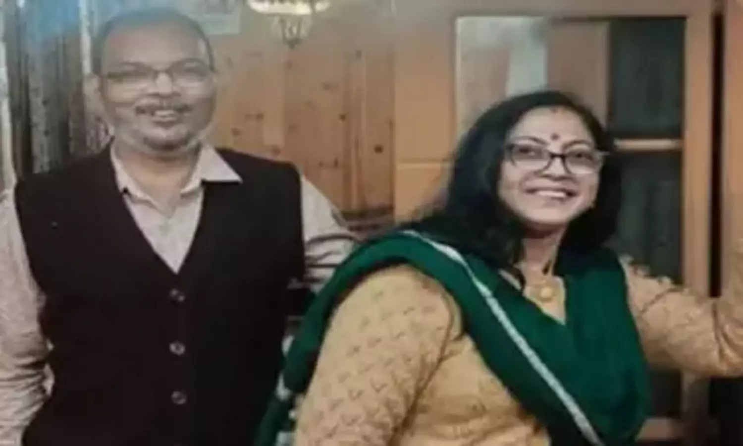 ఉగ్రదాడి.. కలిమా పారాయణం చేసి తప్పించుకున్న ప్రొఫెసర్! ఉగ్రదాడి.. కలిమా పారాయణం చేసి తప్పించుకున్న ప్రొఫెసర్!