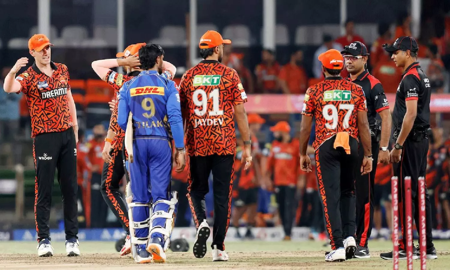 300 కాదు.. అందరి కంటే ముందే ఇంటికి.. వెరీ బ్యాడ్ ఆరెంజ్ ఆర్మీ 300 కాదు.. అందరి కంటే ముందే ఇంటికి.. వెరీ బ్యాడ్ ఆరెంజ్ ఆర్మీ