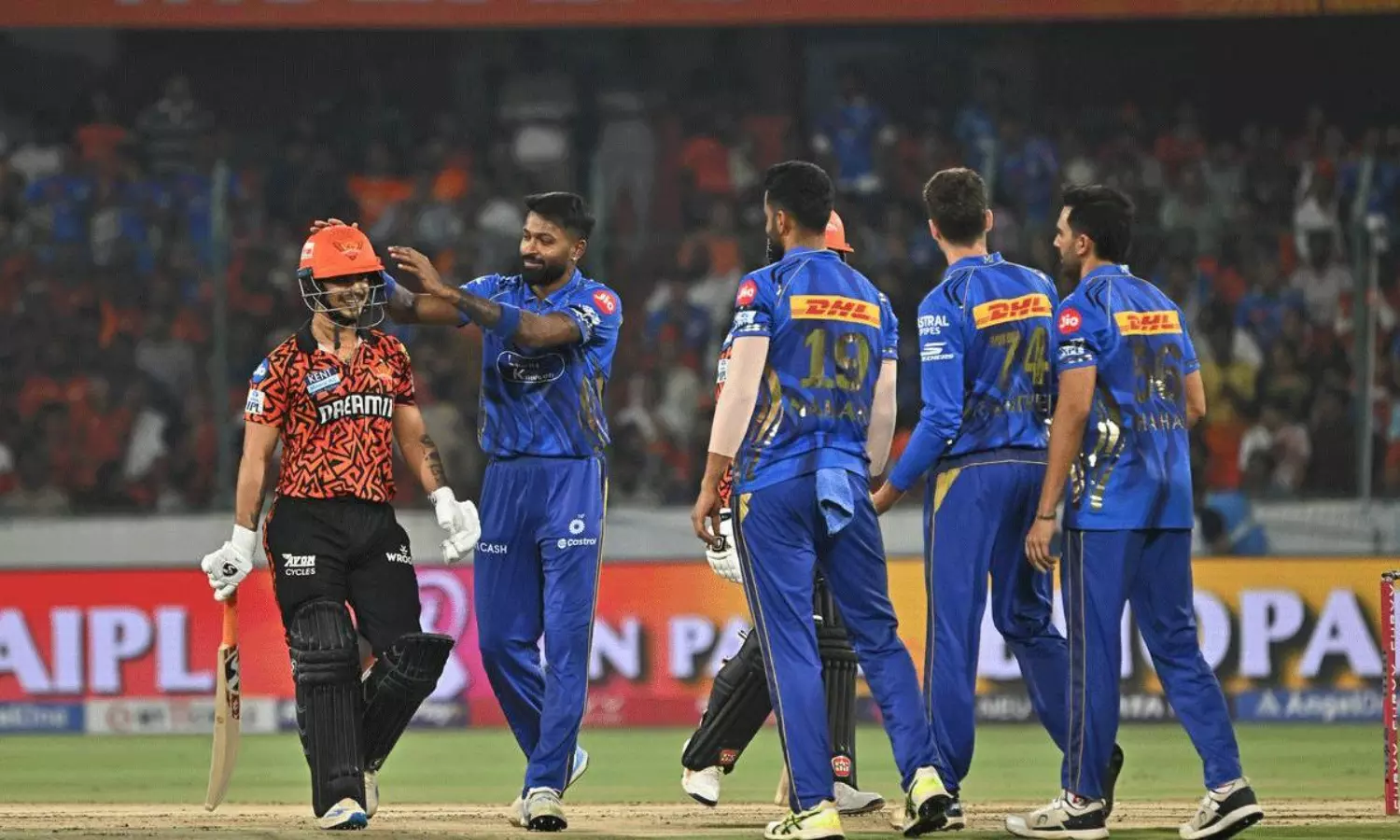 Fans Question Ishan Kishans Mysterious Walk-Off