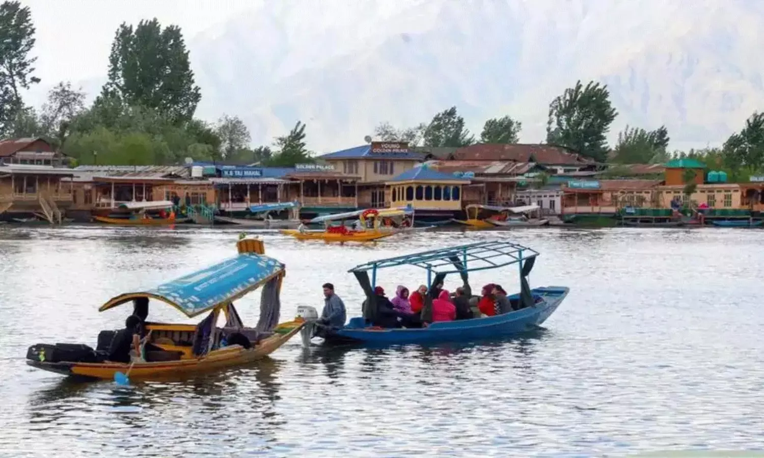 పహల్గాం దాడి... ట్రావెల్  బుక్కింగ్స్ ఏ స్థాయిలో క్యాన్సిల్  అంటే..?