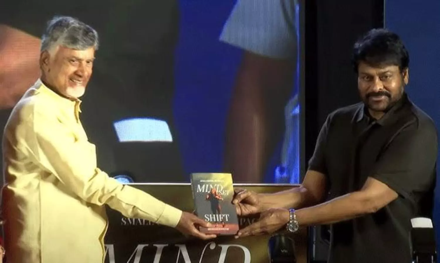 మార్గదర్శకుడు... చంద్రబాబుపై చిరంజీవి ఆసక్తికర వ్యాఖ్యలు!