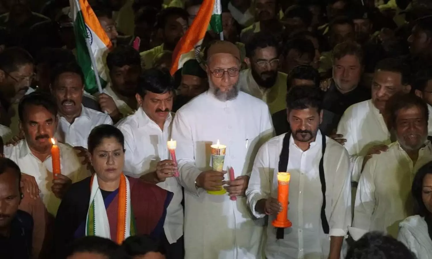 పీఓకేని ఇండియాలో కలిపేయండి మోడీజీ : రేవంత్ సంచలన పిలుపు పీఓకేని ఇండియాలో కలిపేయండి మోడీజీ : రేవంత్ సంచలన పిలుపు