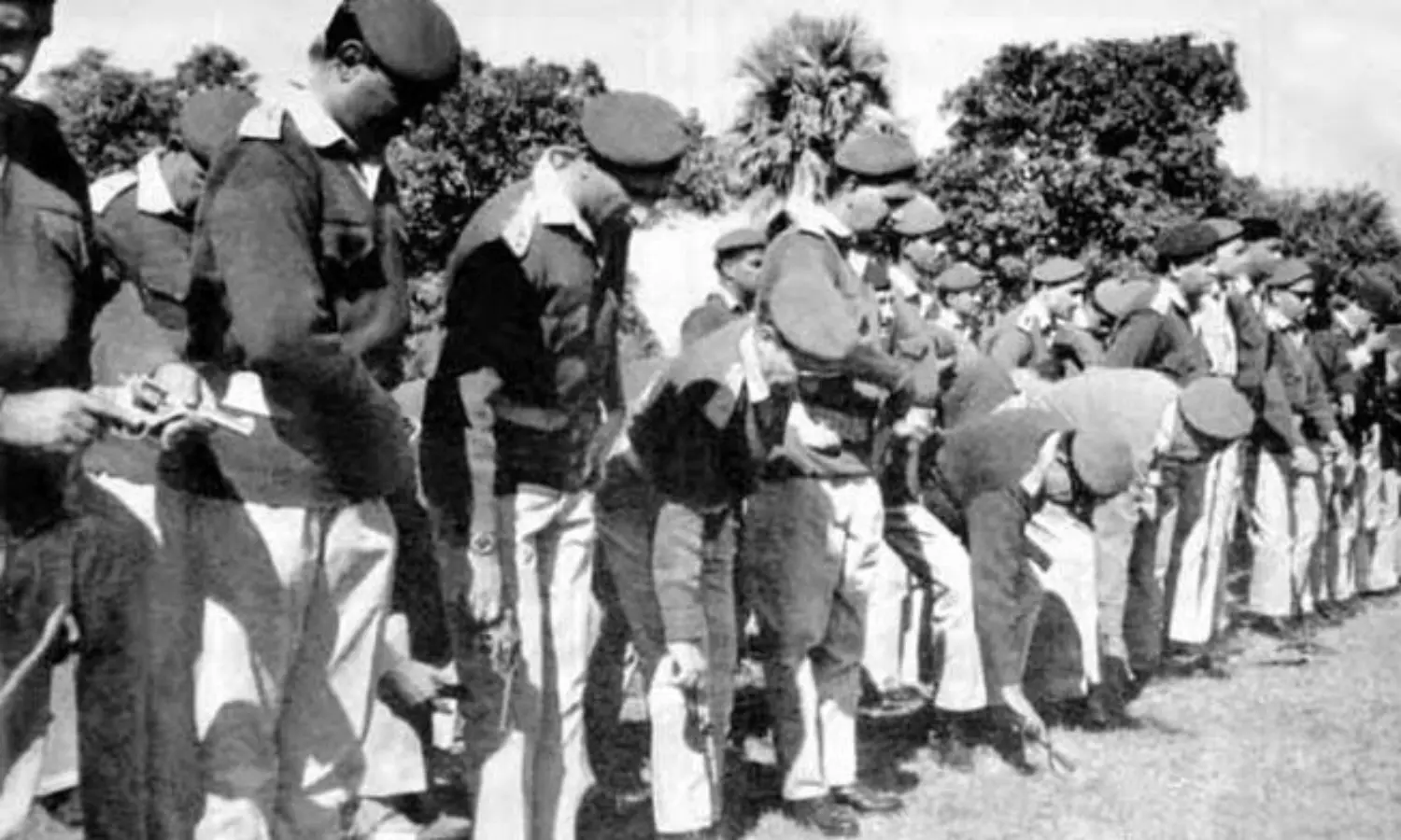 చరిత్ర మరవద్దు.. భారత్ తో యుద్ధం ముందు పాక్ తెలుసుకోవాల్సిందిదే చరిత్ర మరవద్దు.. భారత్ తో యుద్ధం ముందు పాక్ తెలుసుకోవాల్సిందిదే