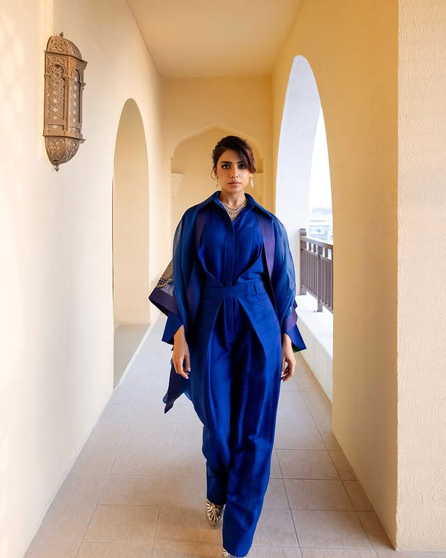Samantha Ruth Prabhu Impresses in Elegant Blue Dress for Jewellery Shoot
