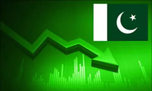 తినేందుకు తిండి లేదు కానీ యుద్ధం కావాలట!