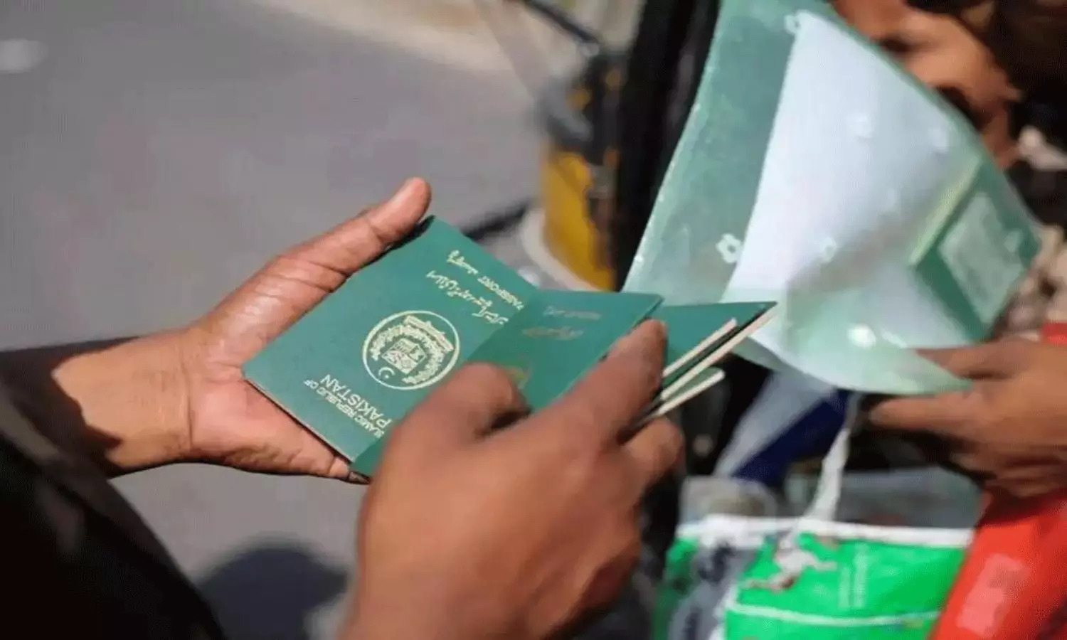 Pakistan Nationals in India Deadline for Visa Holders Passes Pakistan Nationals in India Deadline for Visa Holders Passes