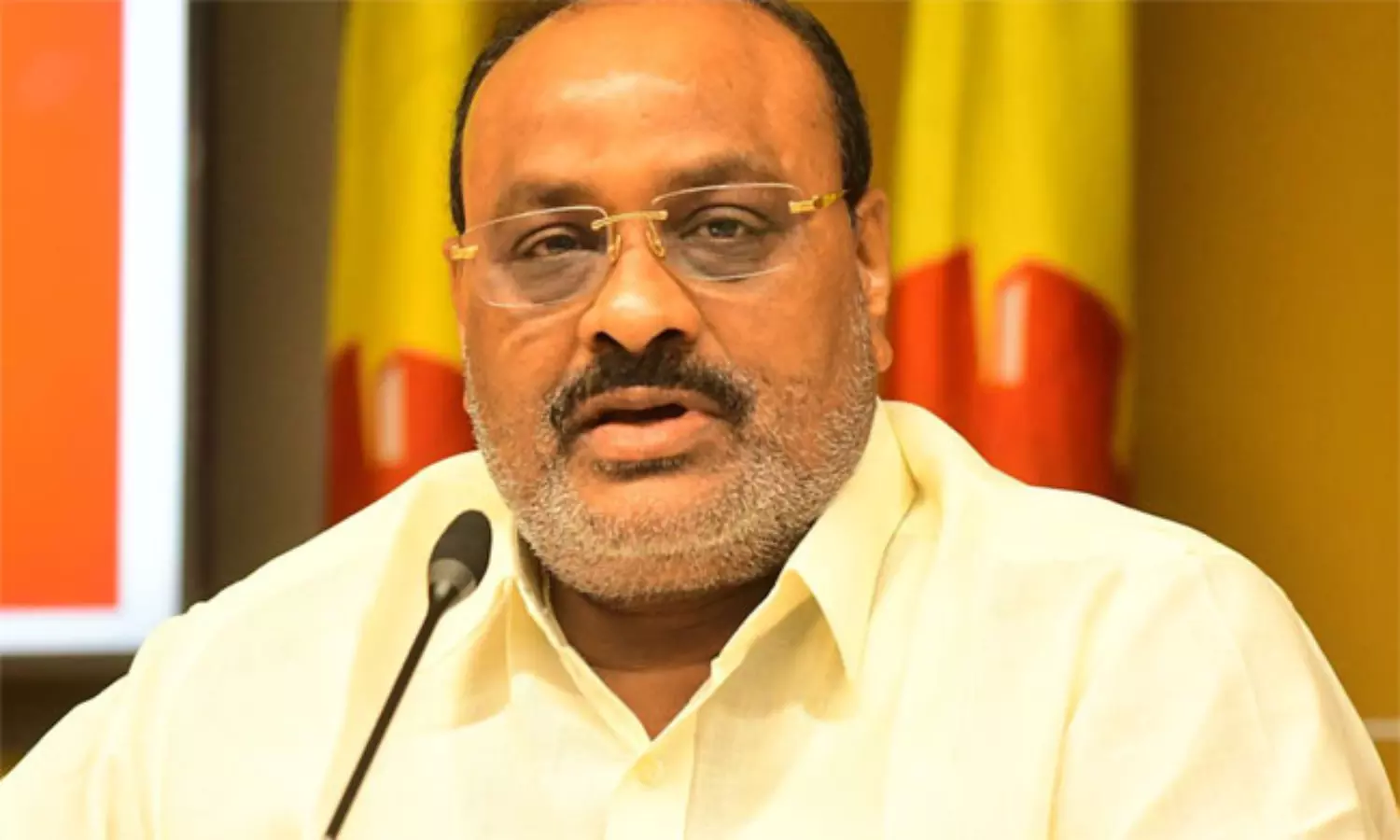 టీడీపీ మంత్రి ఫ్యూచర్ ఆలోచనలు ? టీడీపీ మంత్రి ఫ్యూచర్ ఆలోచనలు ?