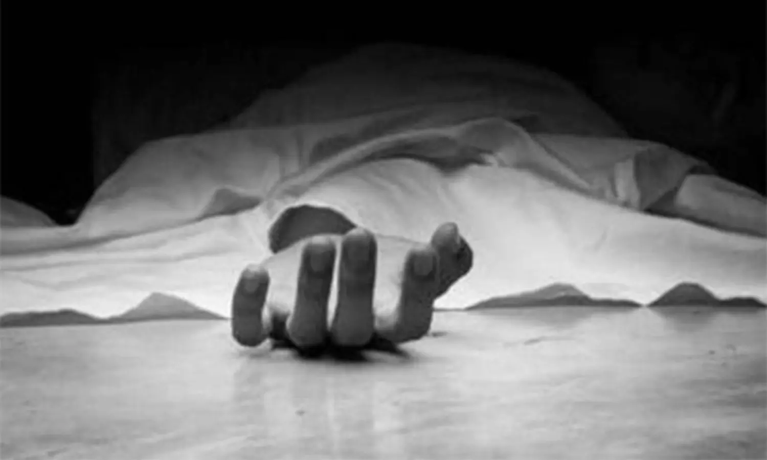 వెంటాడిన విషాదం.. జర్మనీలో గిద్దలూరు విద్యార్థిని దుర్మరణం వెంటాడిన విషాదం.. జర్మనీలో గిద్దలూరు విద్యార్థిని దుర్మరణం