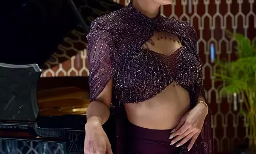 Tejasswi Prakash: Radiating Elegance in a Violet Dress