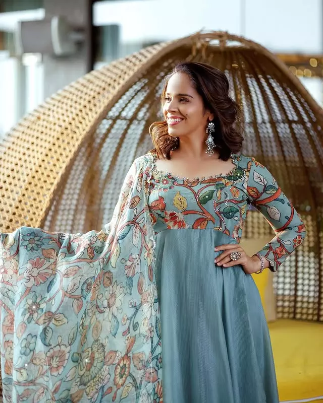 Saina Nehwal looks awesome in recent pics